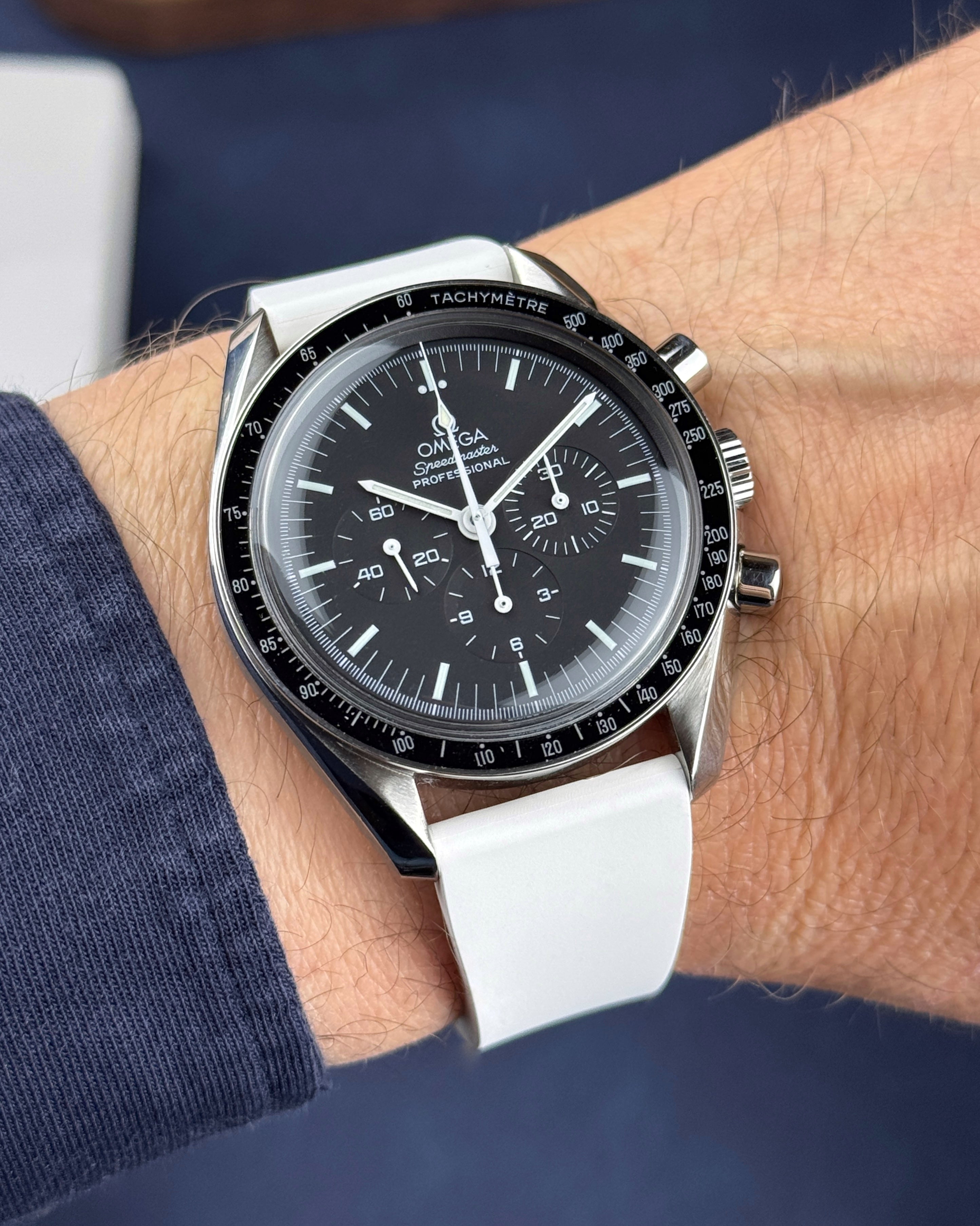 CTS | CUT-TO-SIZE FKM RUBBER WATCH STRAP WHITE