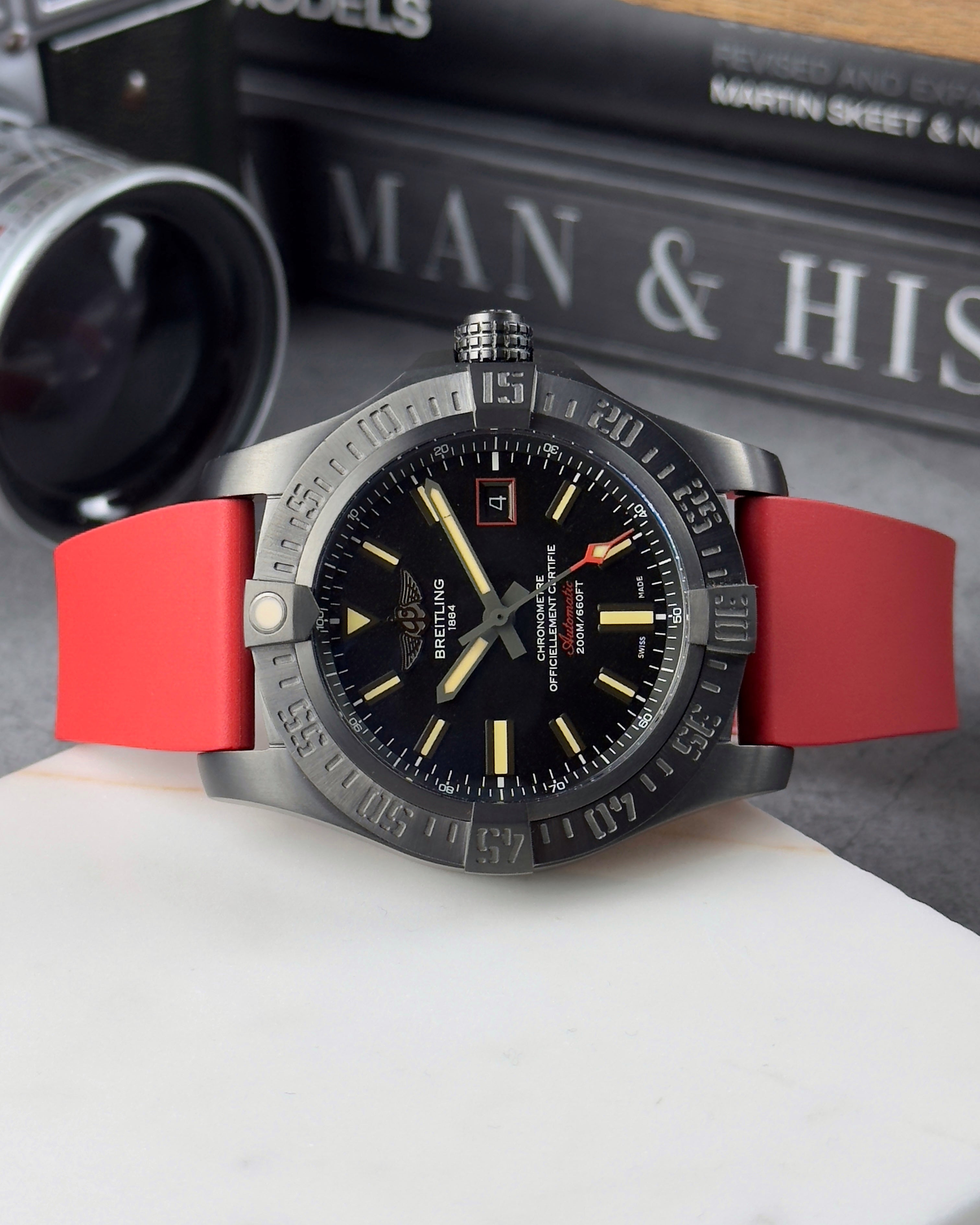 CTS | CUT-TO-SIZE FKM RUBBER WATCH STRAP RED