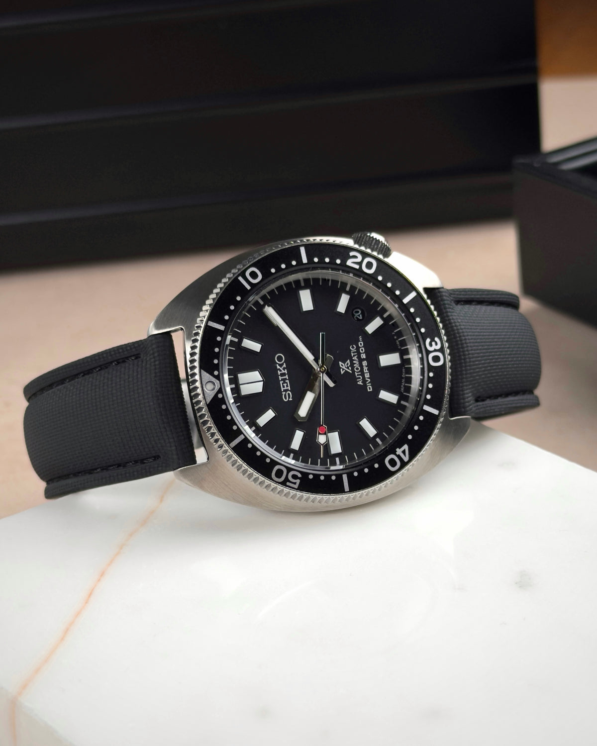 DEPLOY•FKM Premium Sailcloth Rubber Deployant Watch Strap-Black