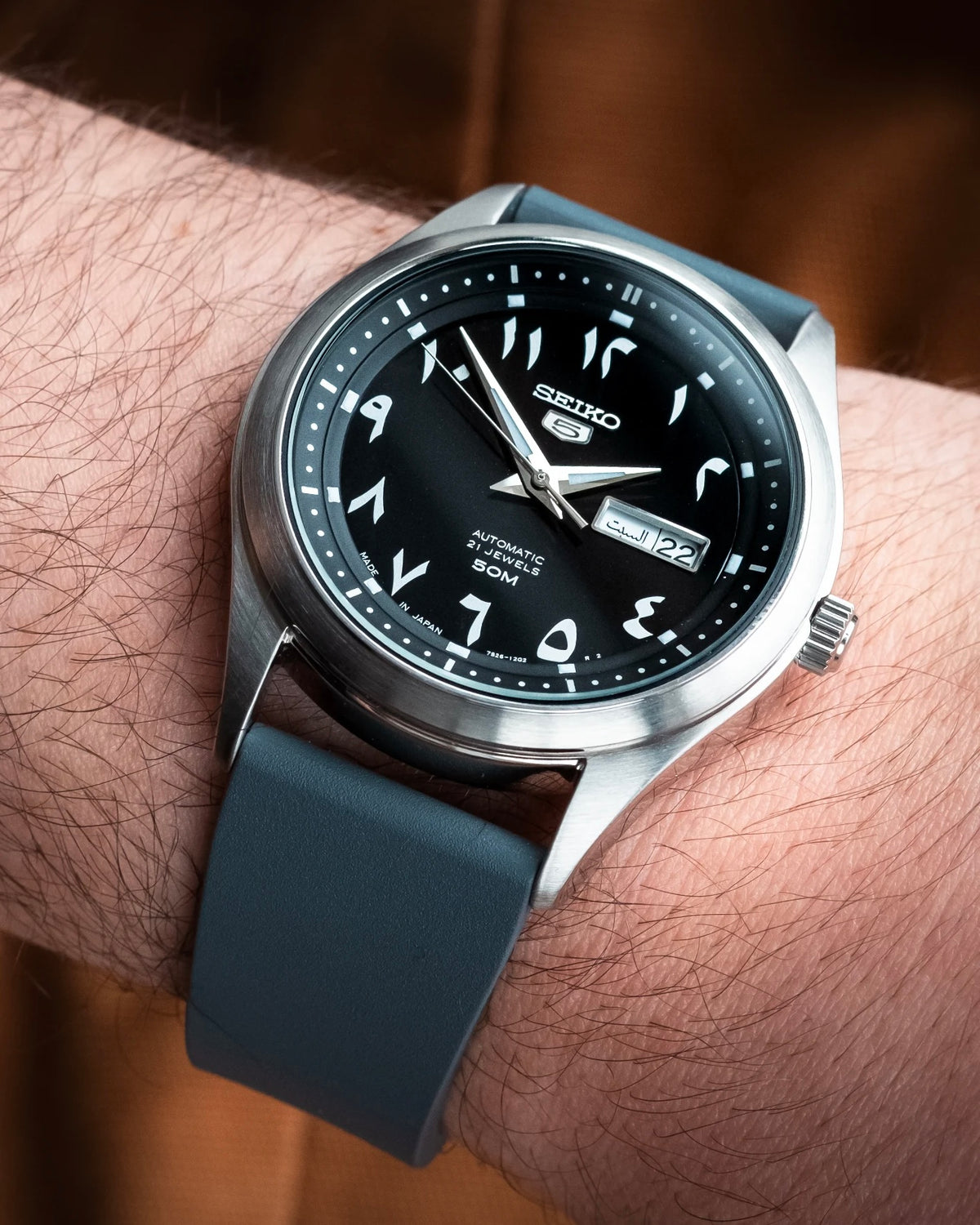 CTS | CUT-TO-SIZE FKM RUBBER WATCH STRAP GREY