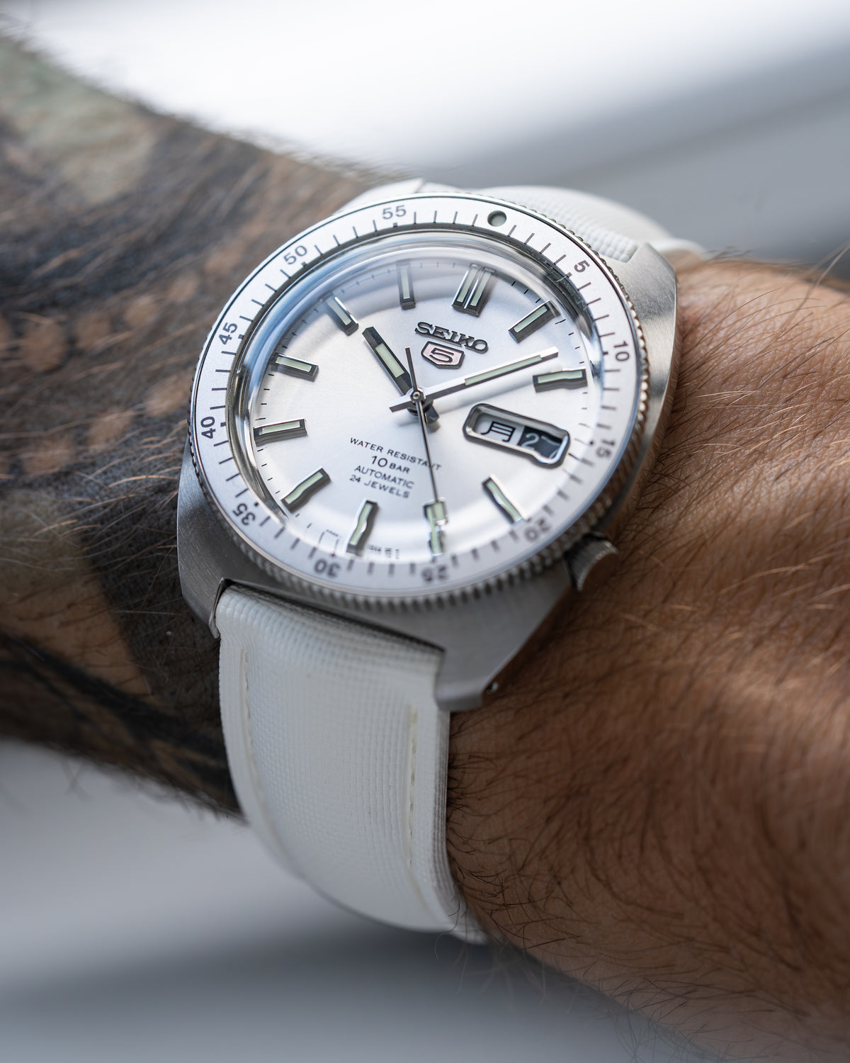 DEPLOY•FKM Premium Sailcloth Rubber Deployant Watch Strap-Polar White